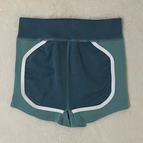 🏃🏽♀️ Free People Movement There You Go Run Shorts - Picture 2 of 10